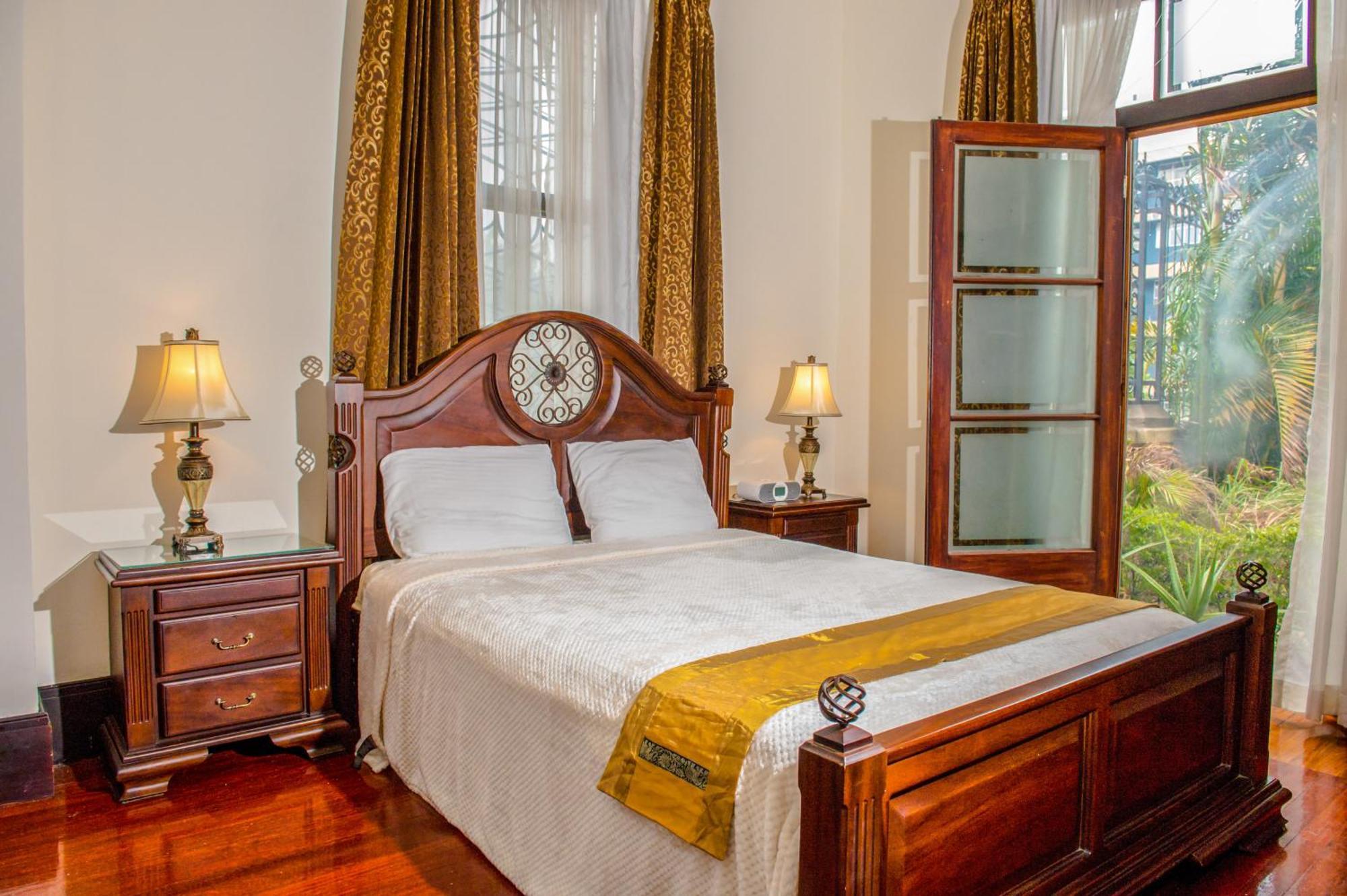 Hotel Majestad Сан-Хосе Екстер'єр фото