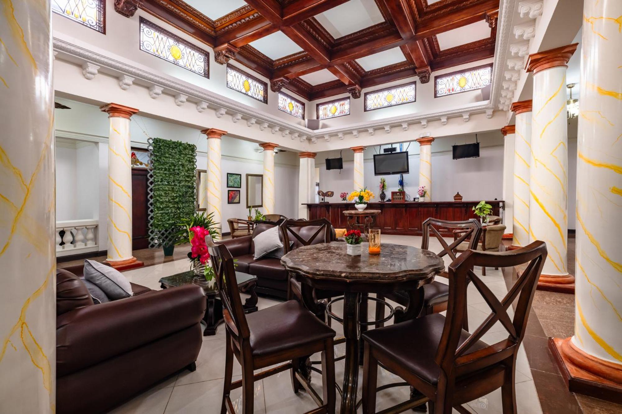 Hotel Majestad Сан-Хосе Екстер'єр фото